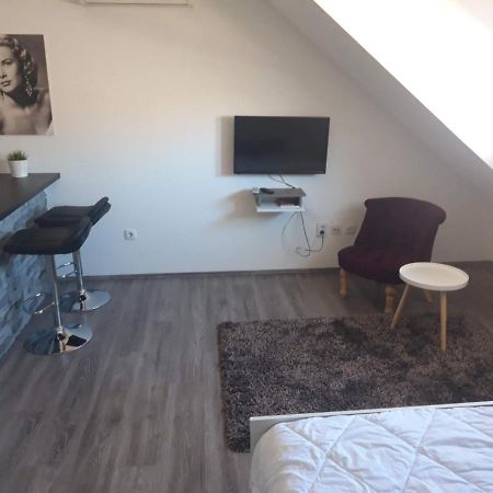 Studio B Загреб Экстерьер фото