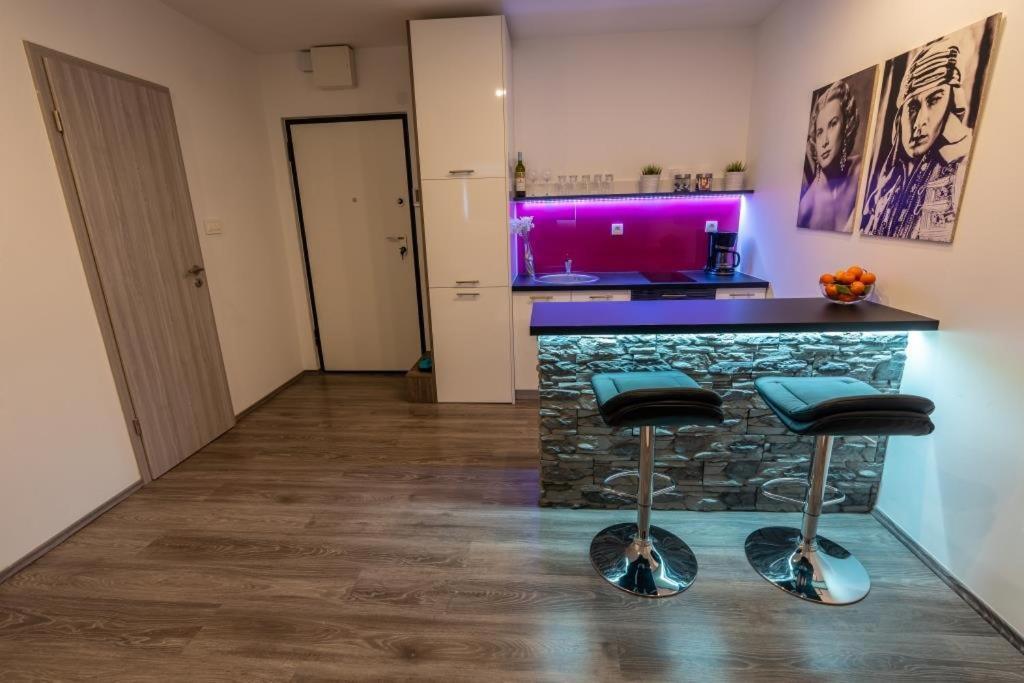 Studio B Загреб Экстерьер фото