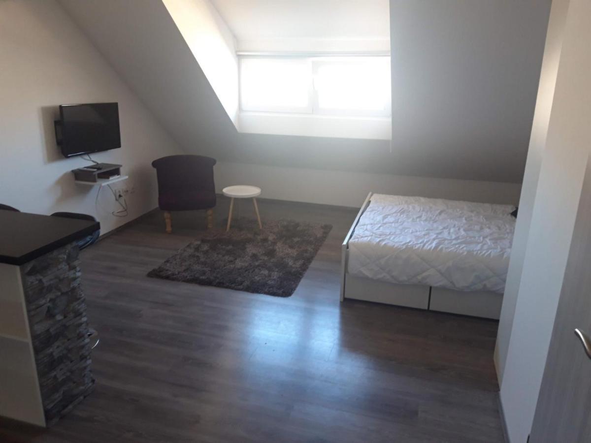 Studio B Загреб Экстерьер фото